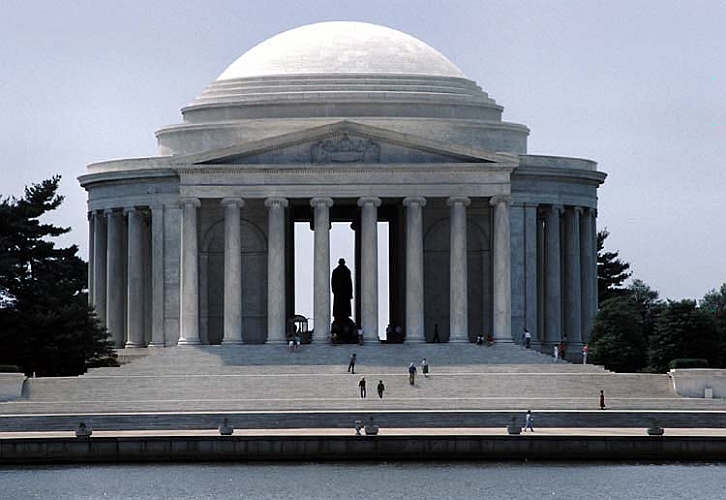 ThomasJeffersonMemorial2.jpg