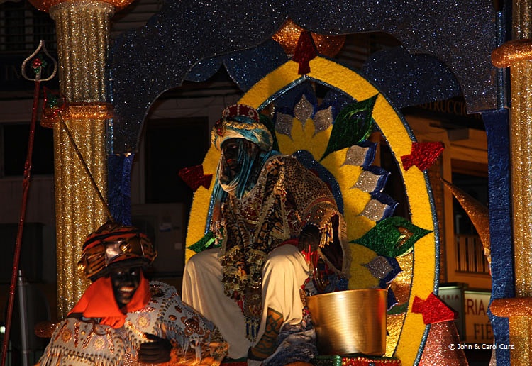 Denia_Three_Kings_Parade_8.jpg